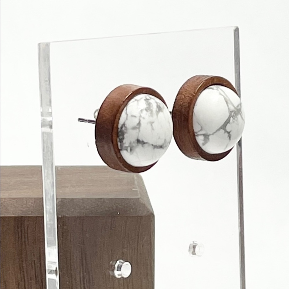 Howlite Wooden Studs